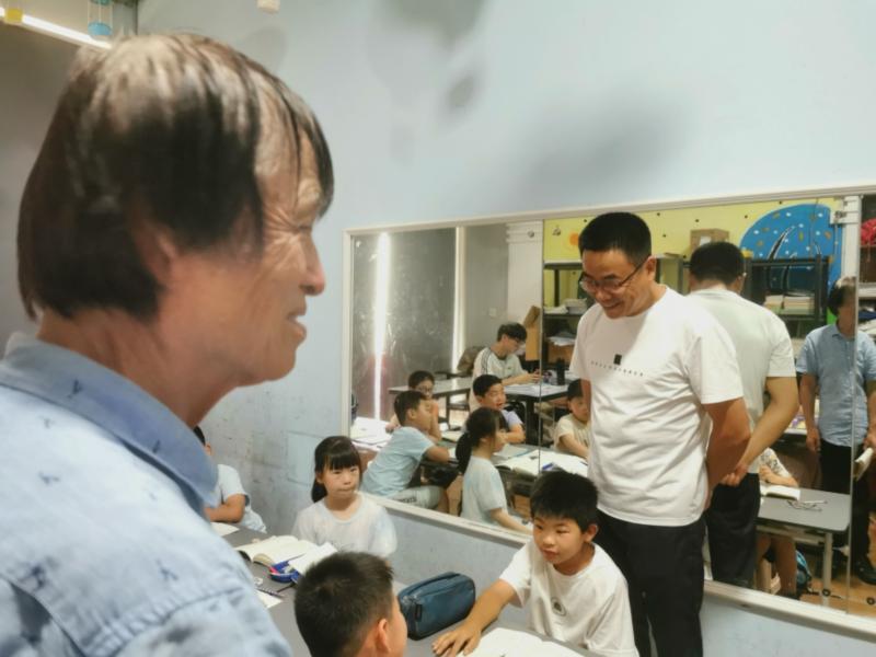 教室.jpg 教室.jpg