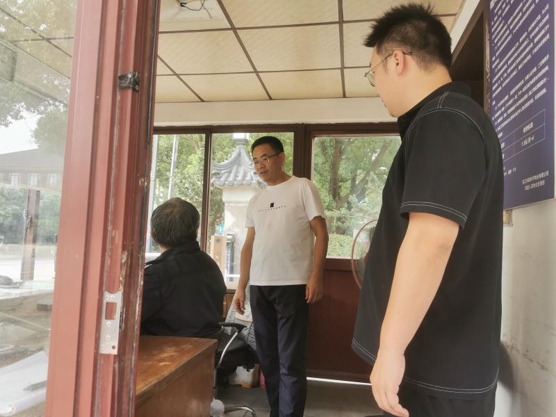 谈话.jpg 谈话.jpg