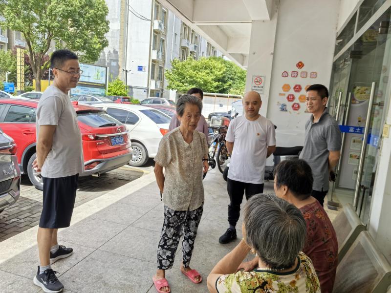 富土居民.jpg 富土居民.jpg